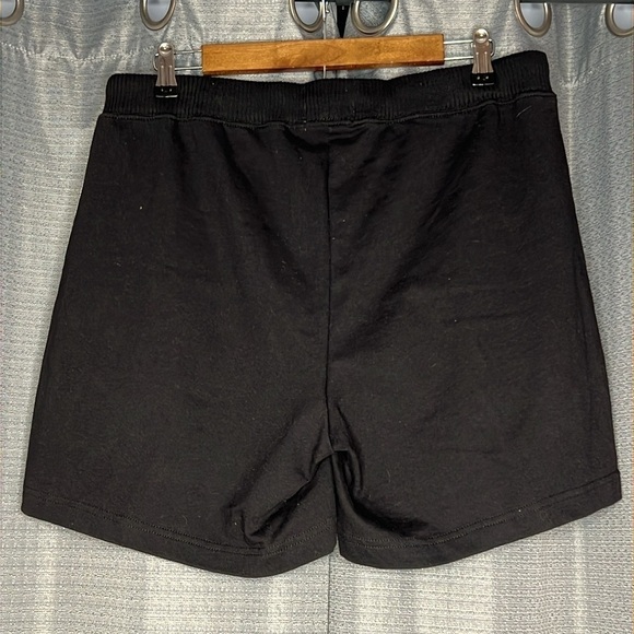 NEW YORK LAUNDRY BLACK ATHLETIC SHORTS WITH WHITE RACING STRIPES SIZE 12 - Picture 4 of 5